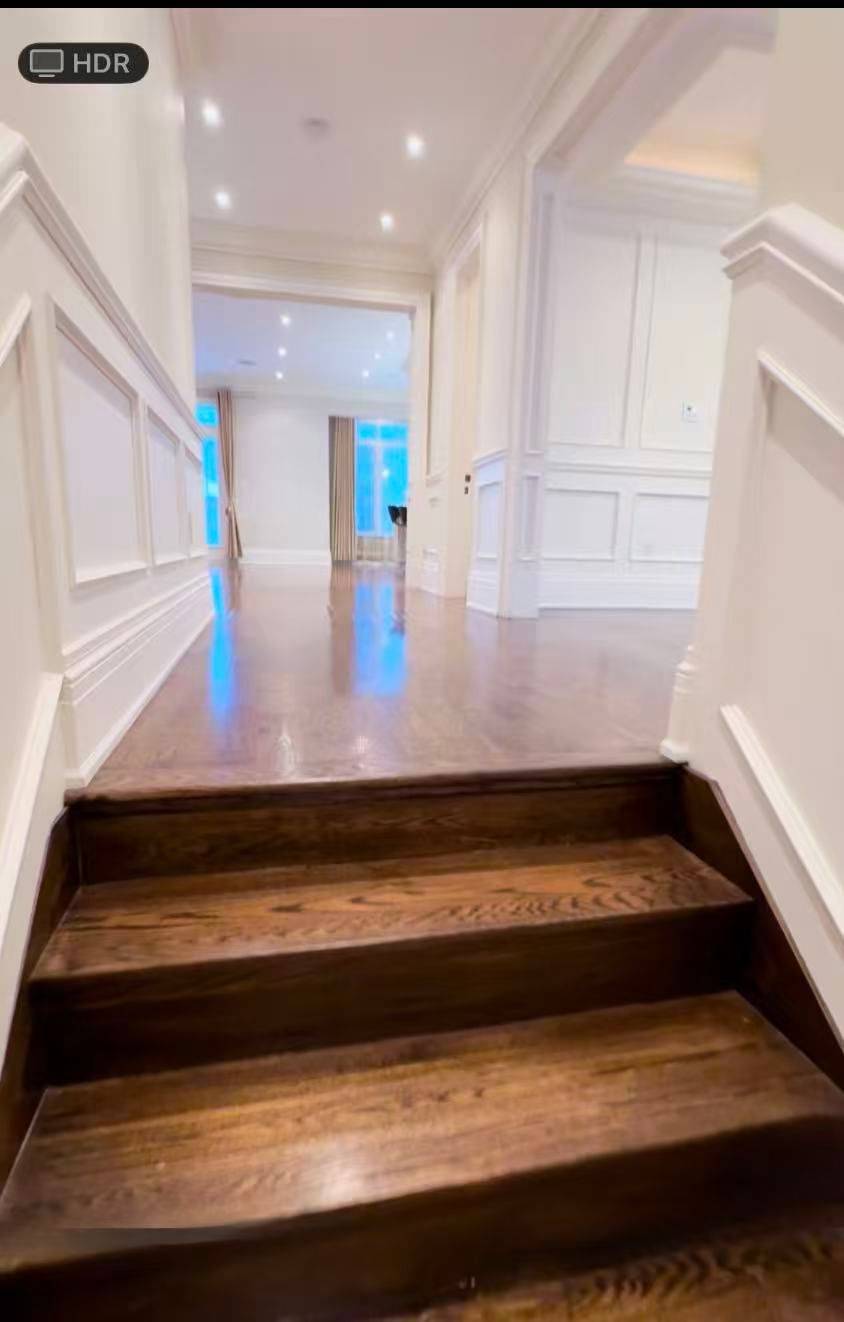 Toronto C07, ON M2N 1L1,193 Bogert AVE