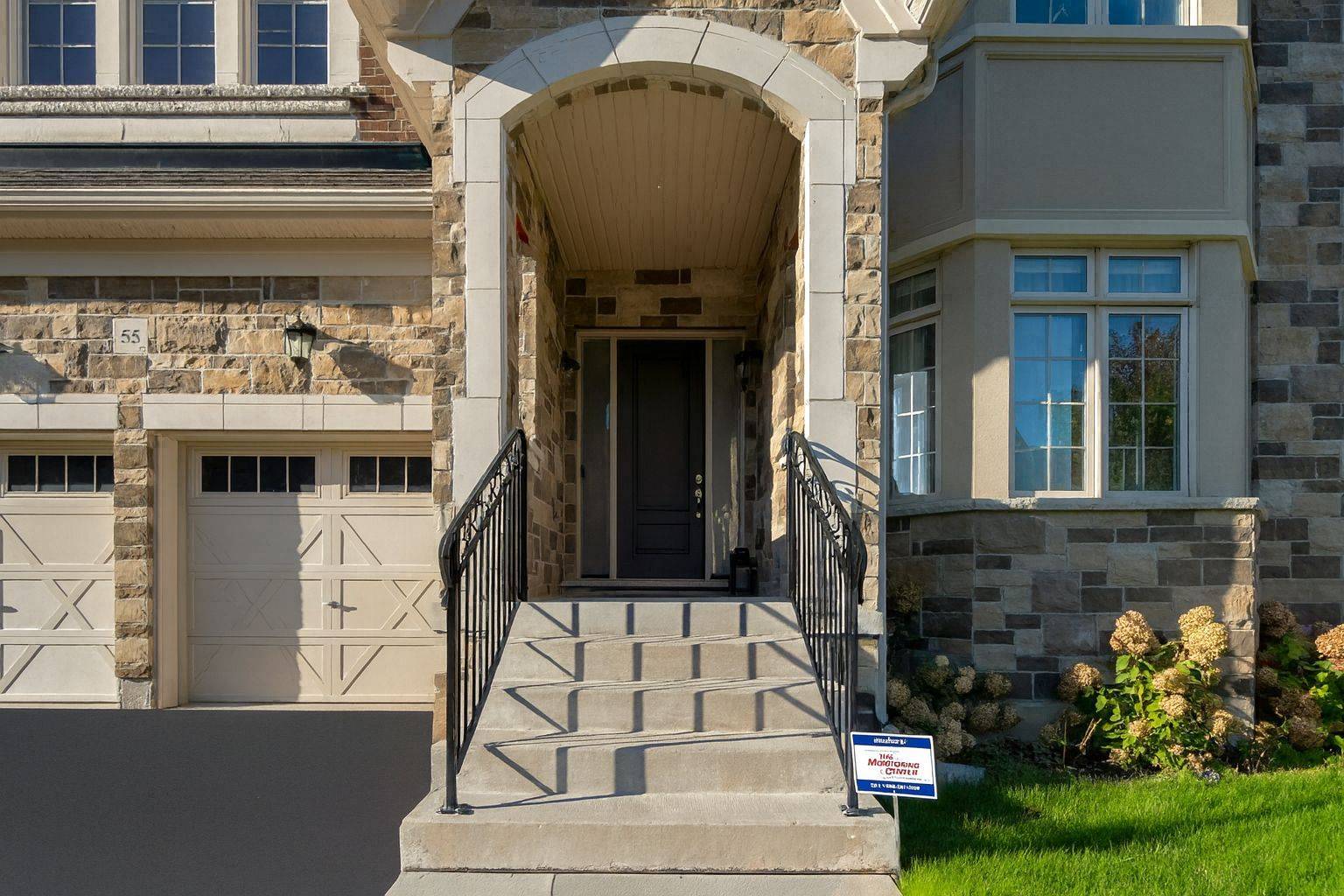 Aurora, ON L4G 3T1,55 Glensteeple TRL