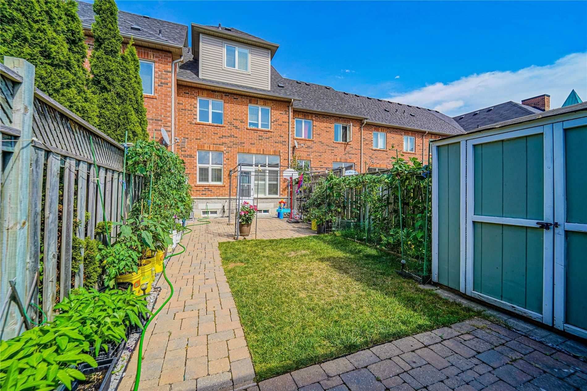 Markham, ON L6B 1B6,128 Walkerville RD