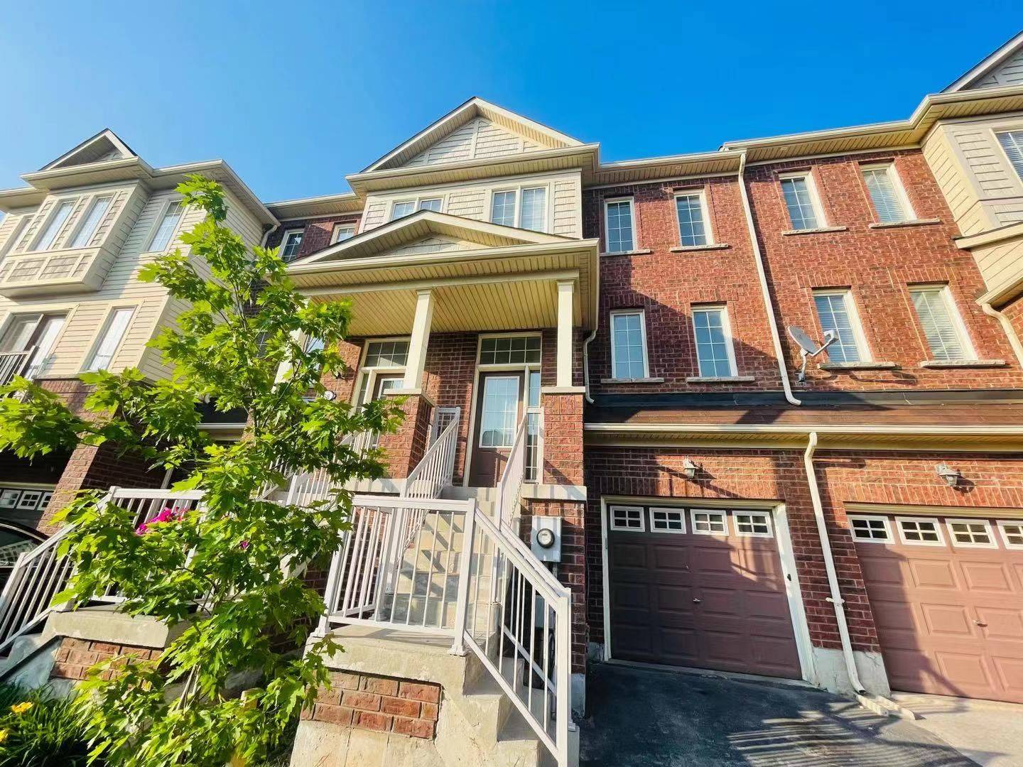 Oakville, ON L6M 0L5,2178 Fiddlers WAY #69