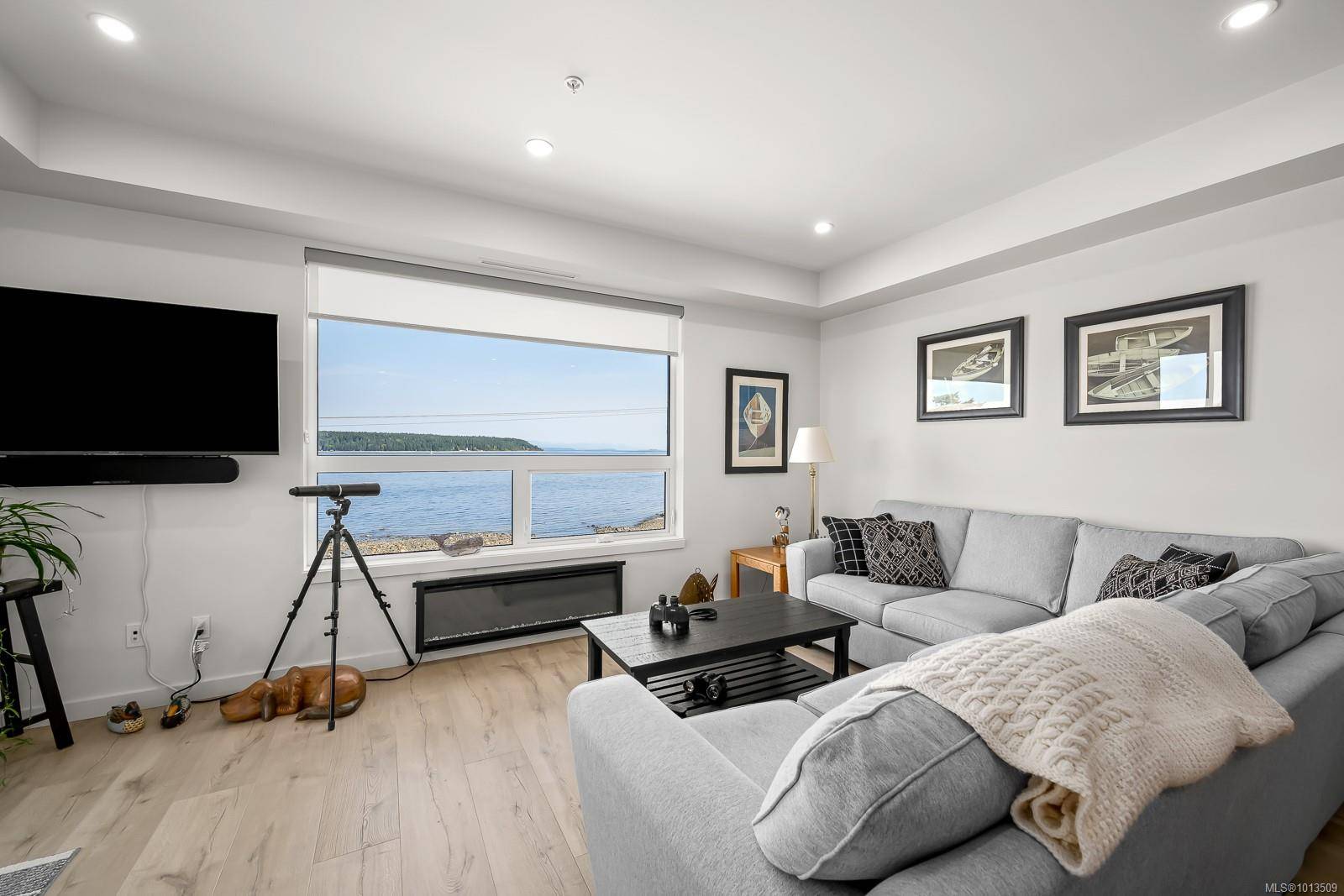 Campbell River, BC V9W 1A5,536 ISLAND Hwy S #406