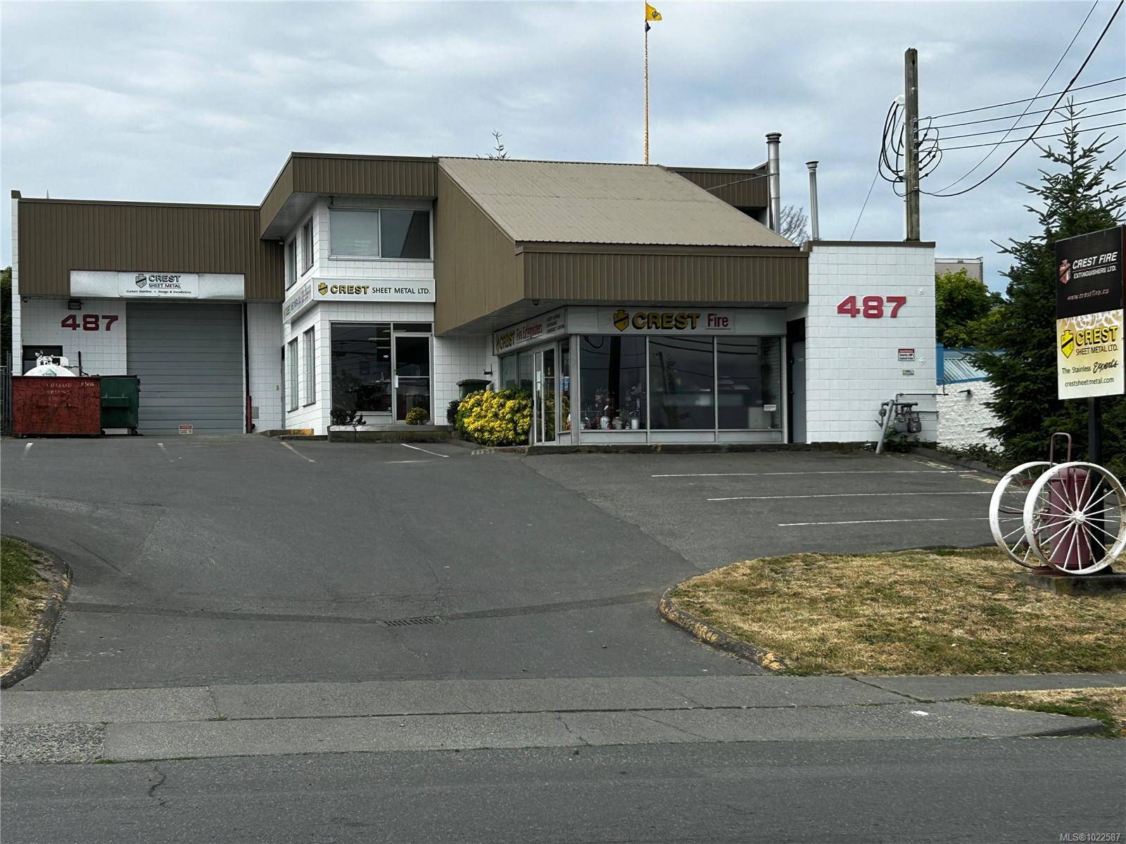 Victoria, BC V8T 2X3,487 Burnside Rd E