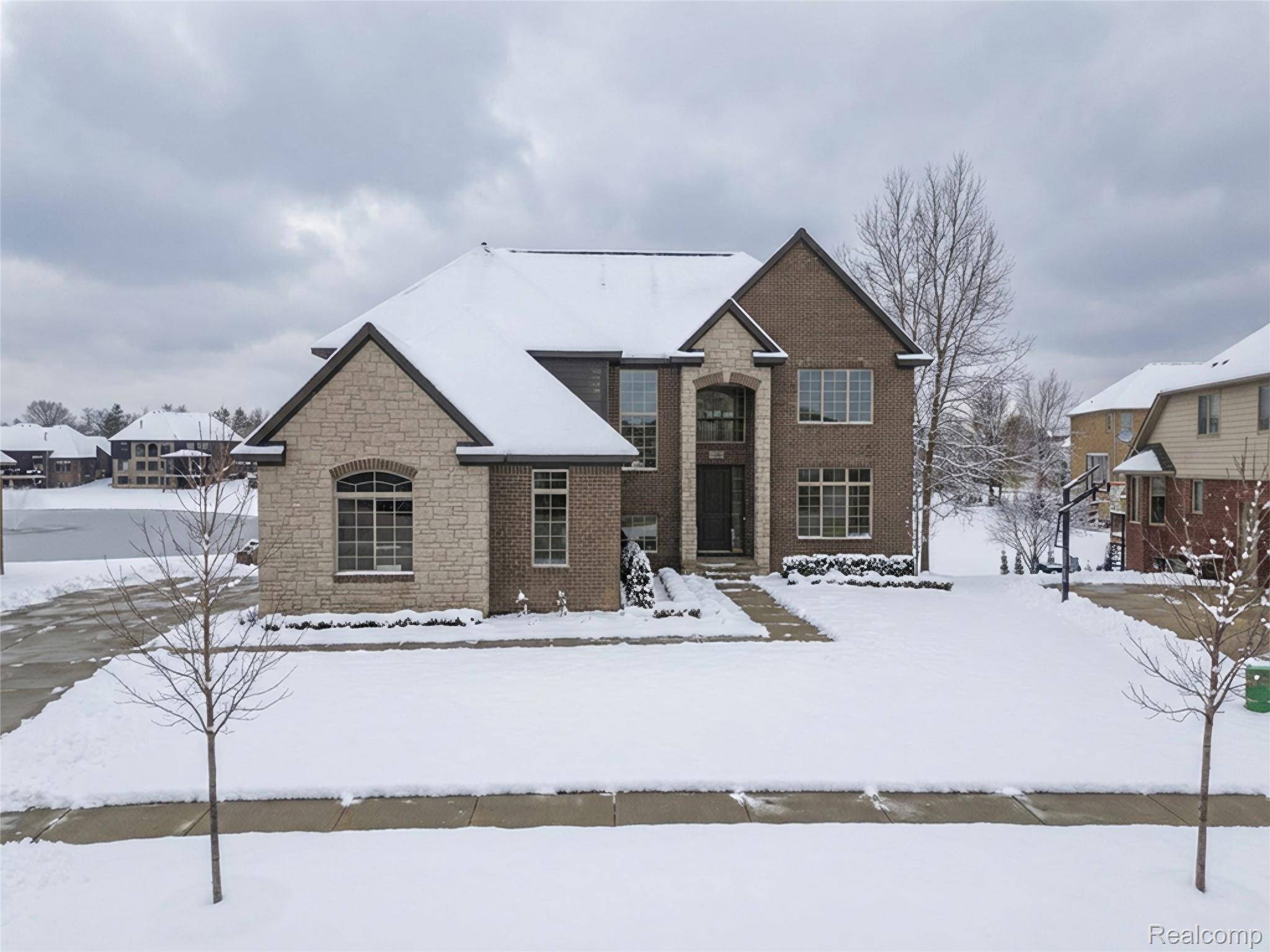 Macomb, MI 48042,16199 VIA COLICO