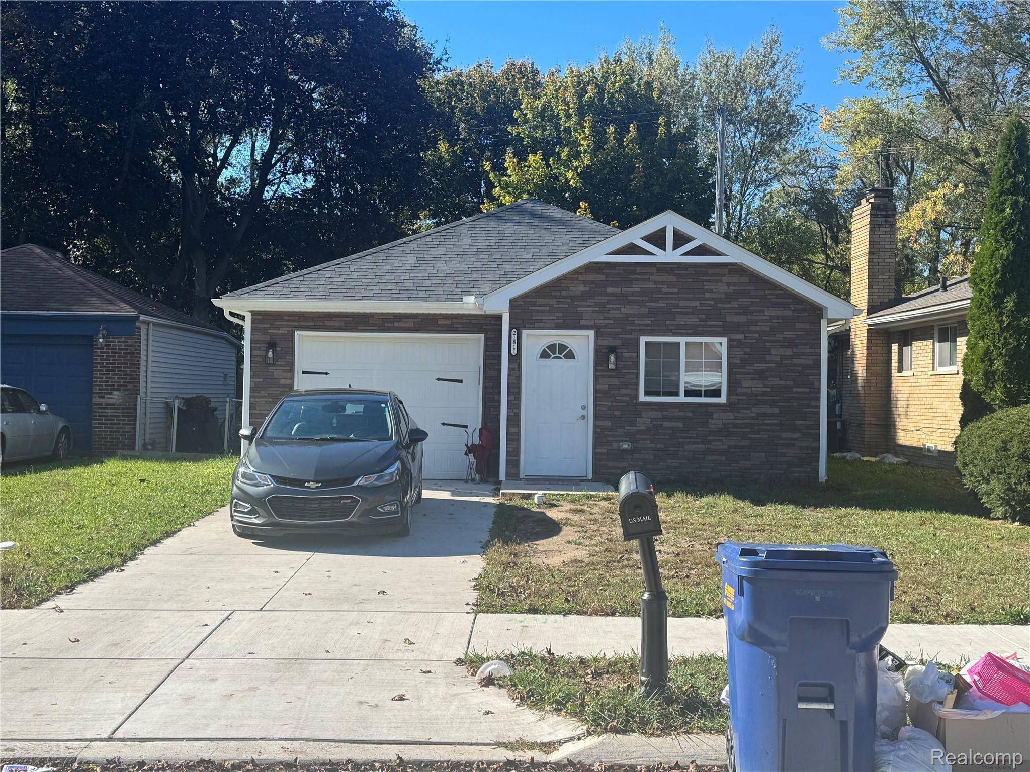 Eastpointe, MI 48021,21811 Elmwood AVE