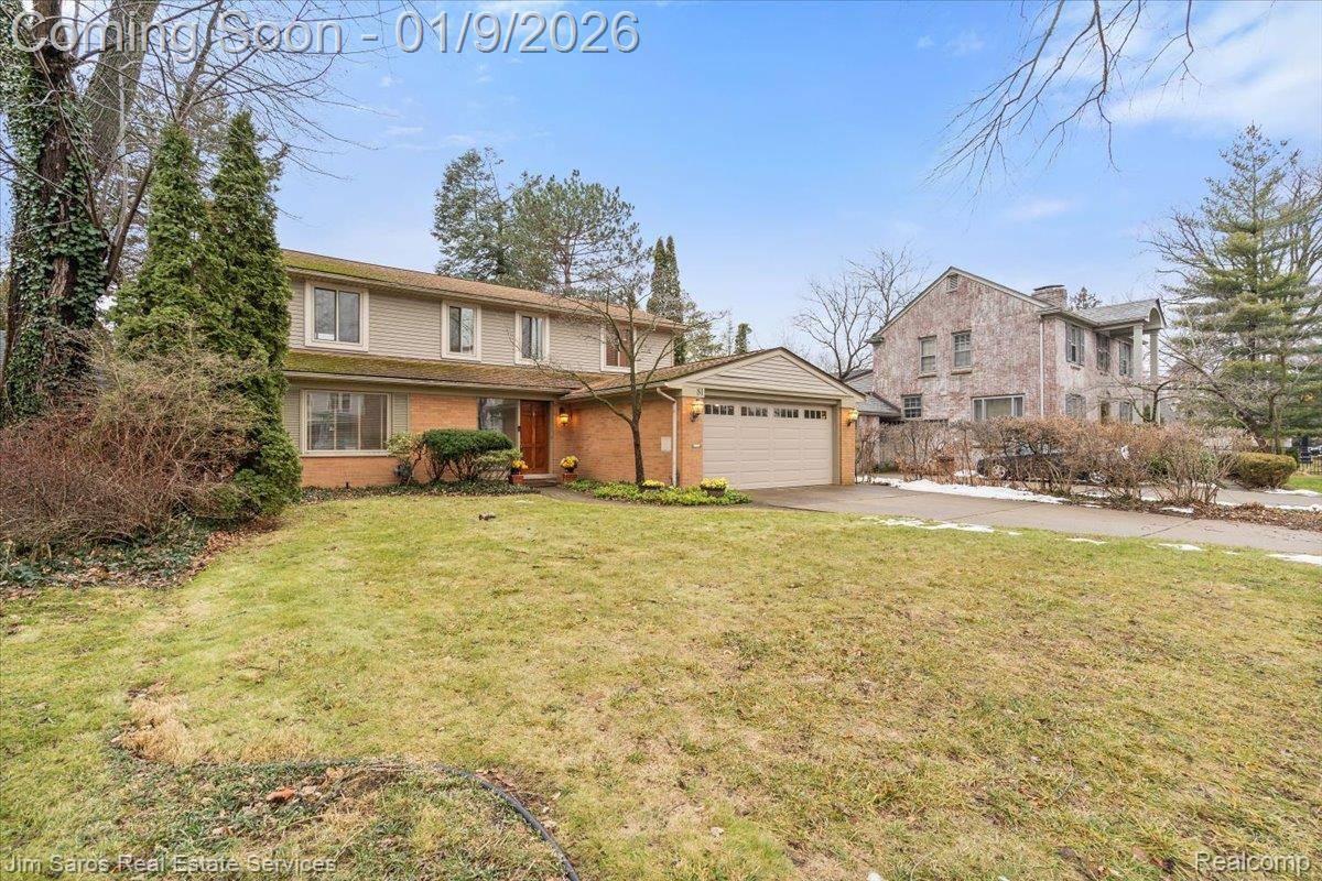 Grosse Pointe Farms, MI 48236,81 Moross RD