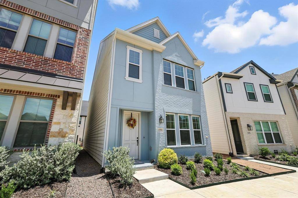 North Richland Hills, TX 76180,4352 Henderson Avenue