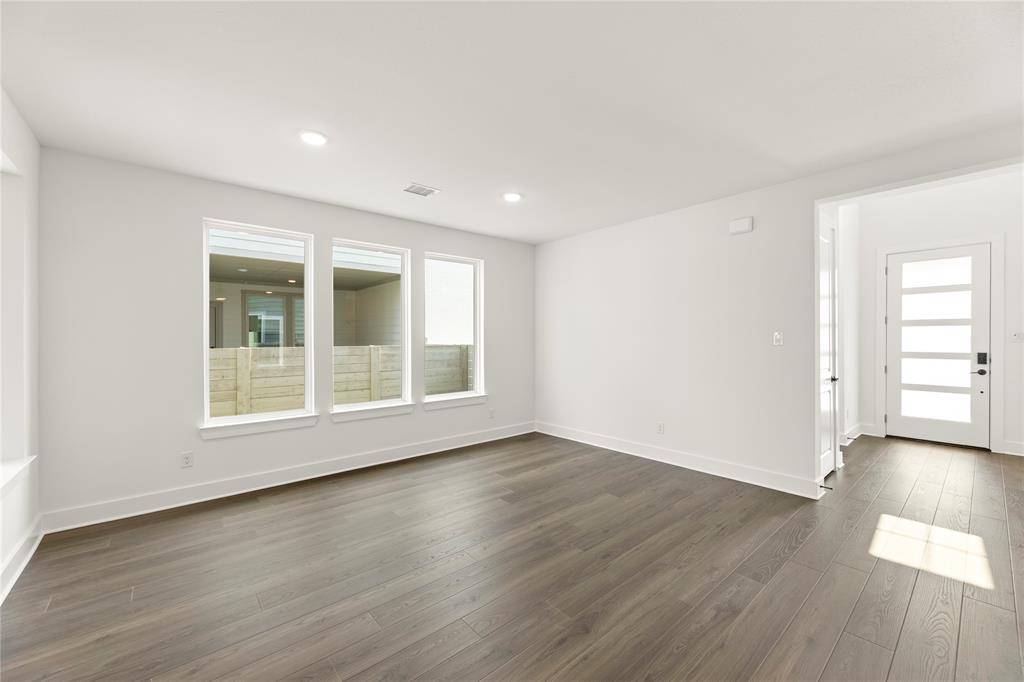 Mckinney, TX 75071,3116 Lenten Rose