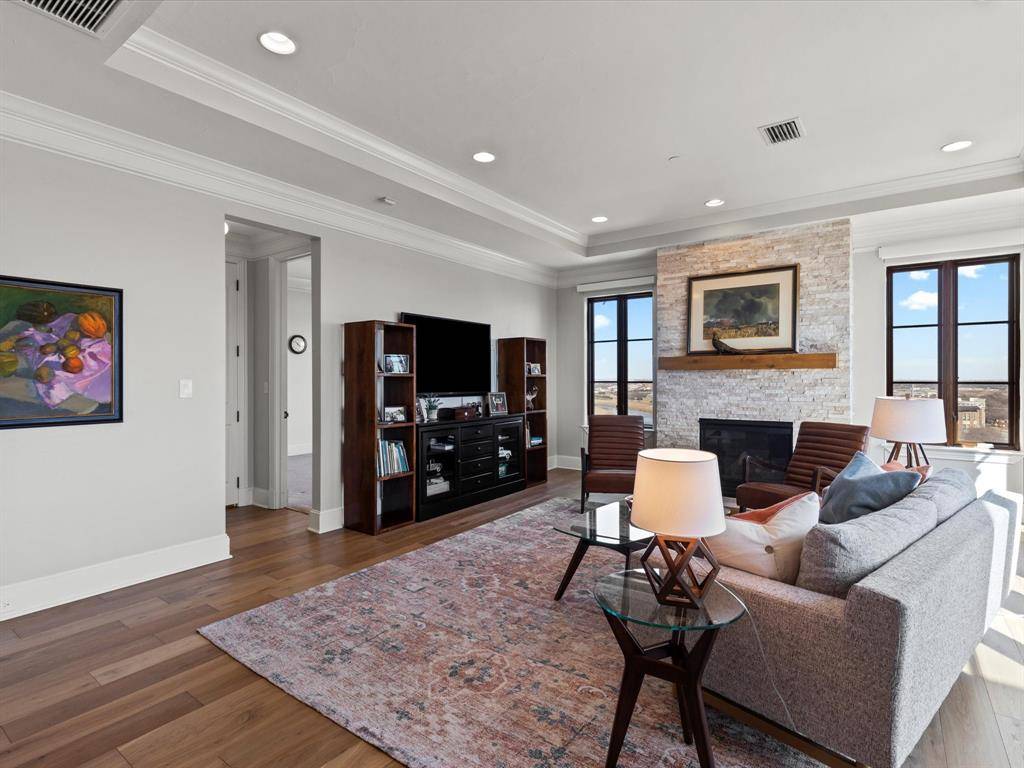 Fort Worth, TX 76102,501 Samuels Avenue #620