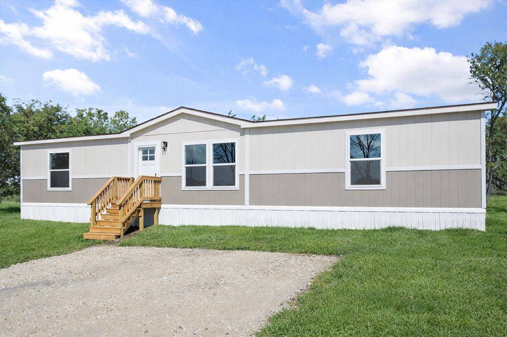 Corsicana, TX 75109,1499 SE CR 3135