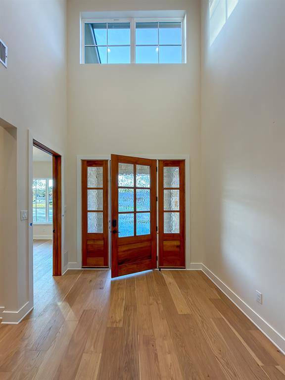 Roanoke, TX 76262,208 Pecan Street