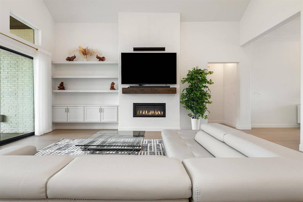 Sunnyvale, TX 75182,249 Vidrio Drive