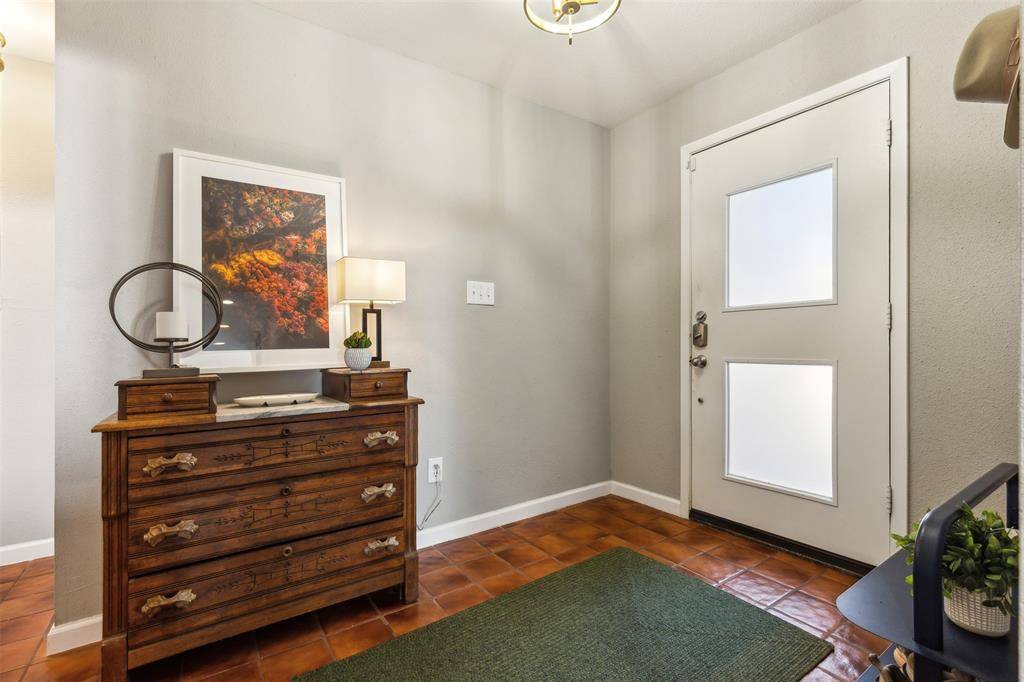 Fort Worth, TX 76107,4715 Collinwood Avenue