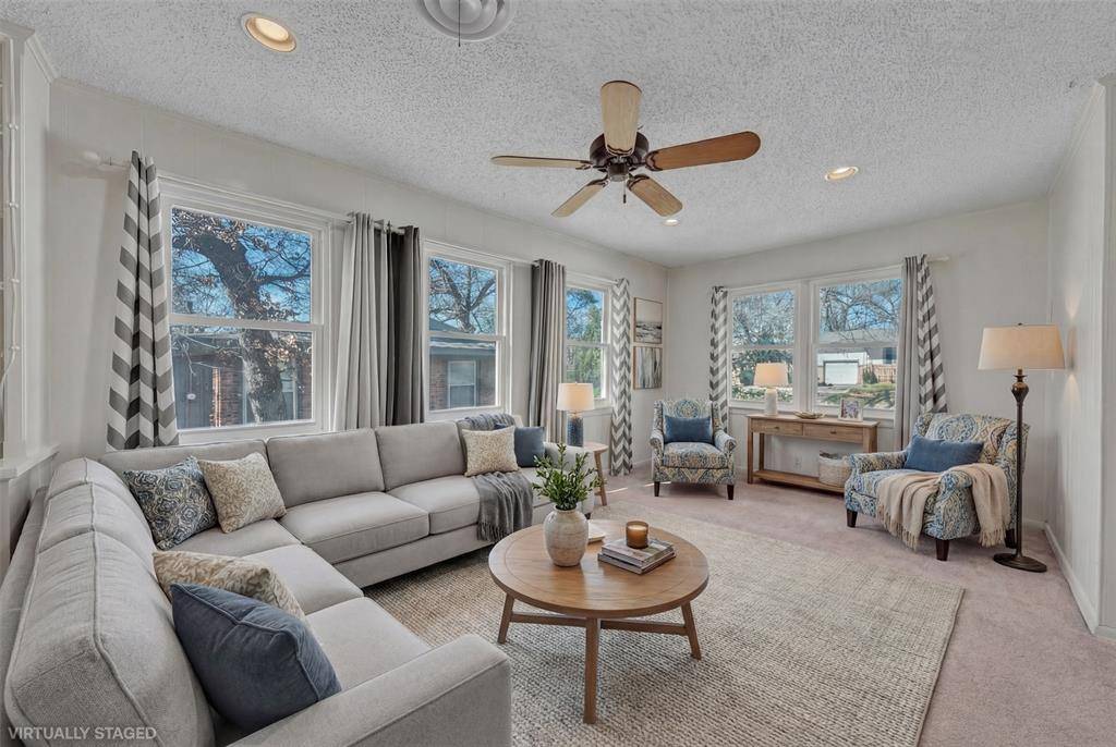 Hurst, TX 76053,312 E Ellen Avenue