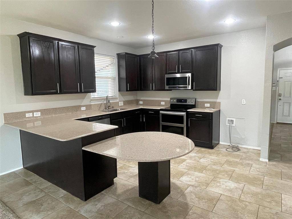 Mckinney, TX 75070,5713 Pebble Ridge Drive