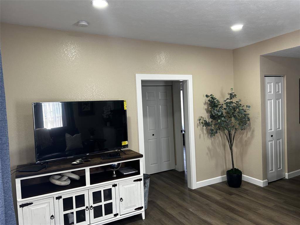 Denison, TX 75020,908 W Chestnut Street