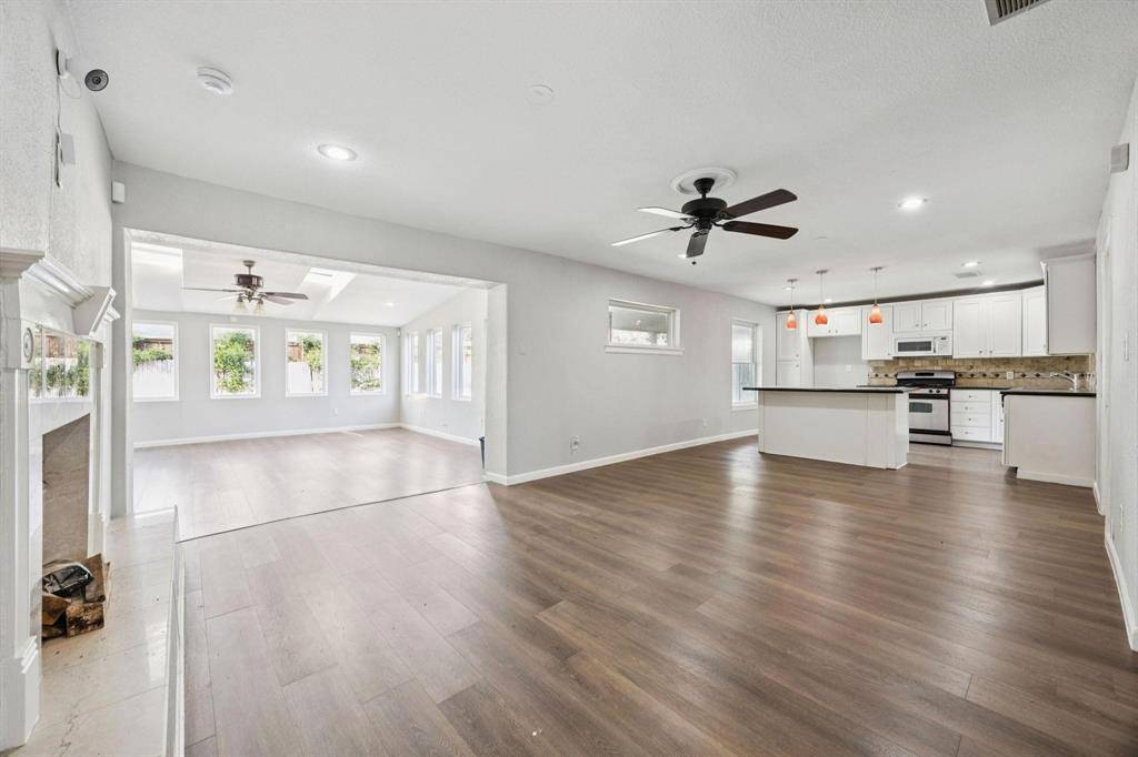 2801 Clearbrook Drive, Irving, TX 75062