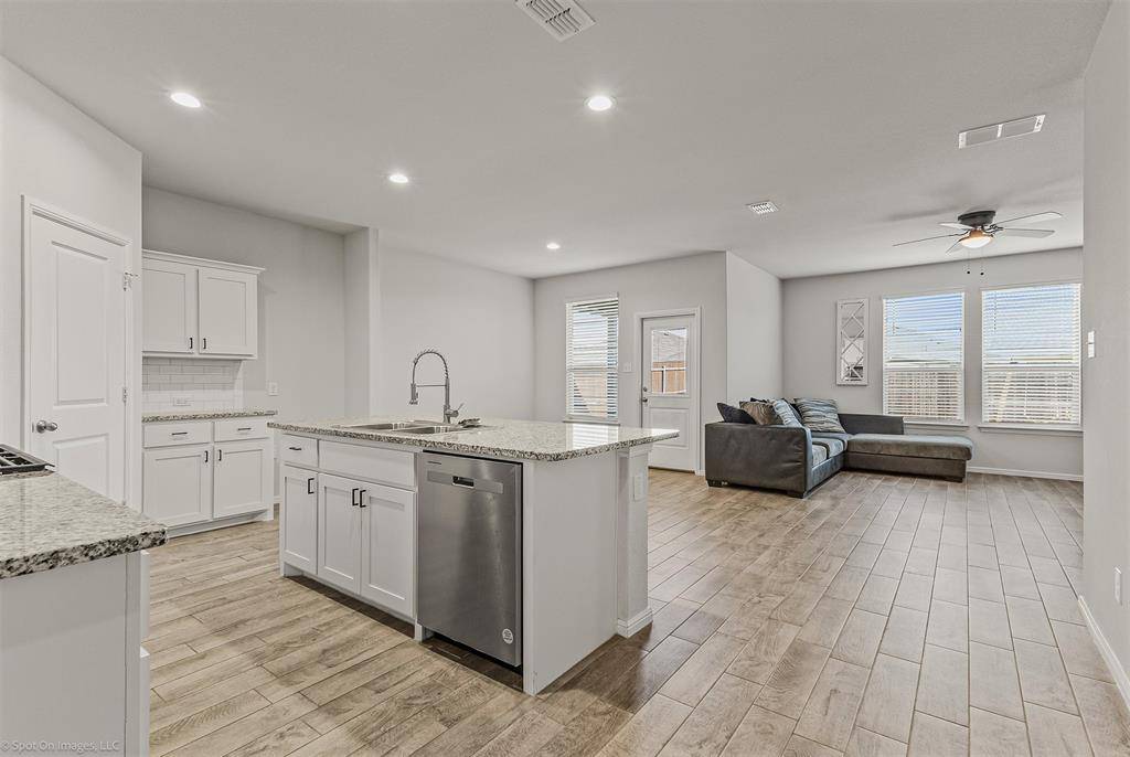 Fort Worth, TX 76179,8628 Angel Gardens Drive