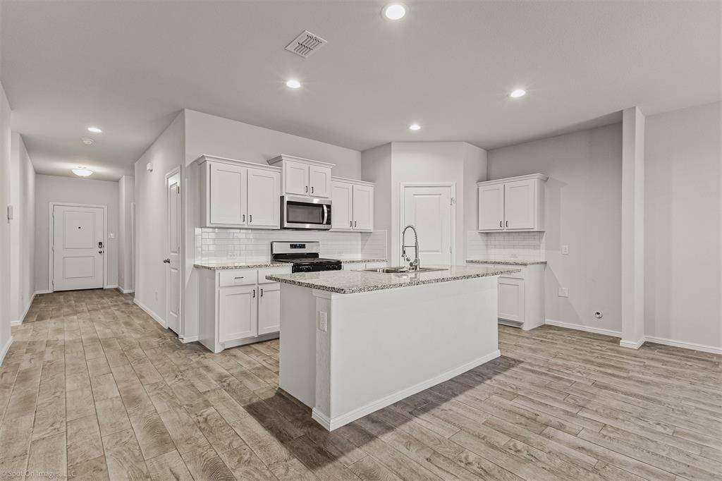 Fort Worth, TX 76179,8628 Angel Gardens Drive