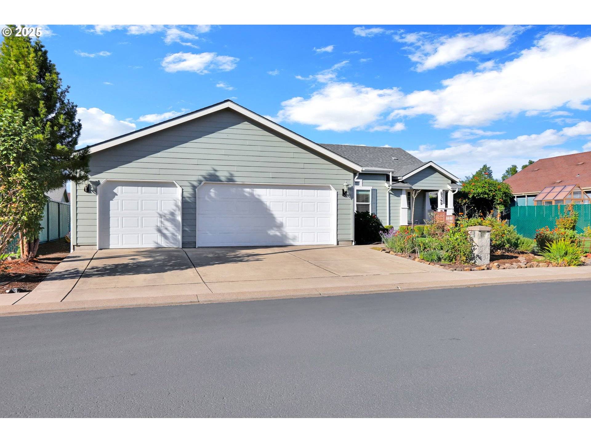 Eugene, OR 97402,5365 COBBLESTONE LN