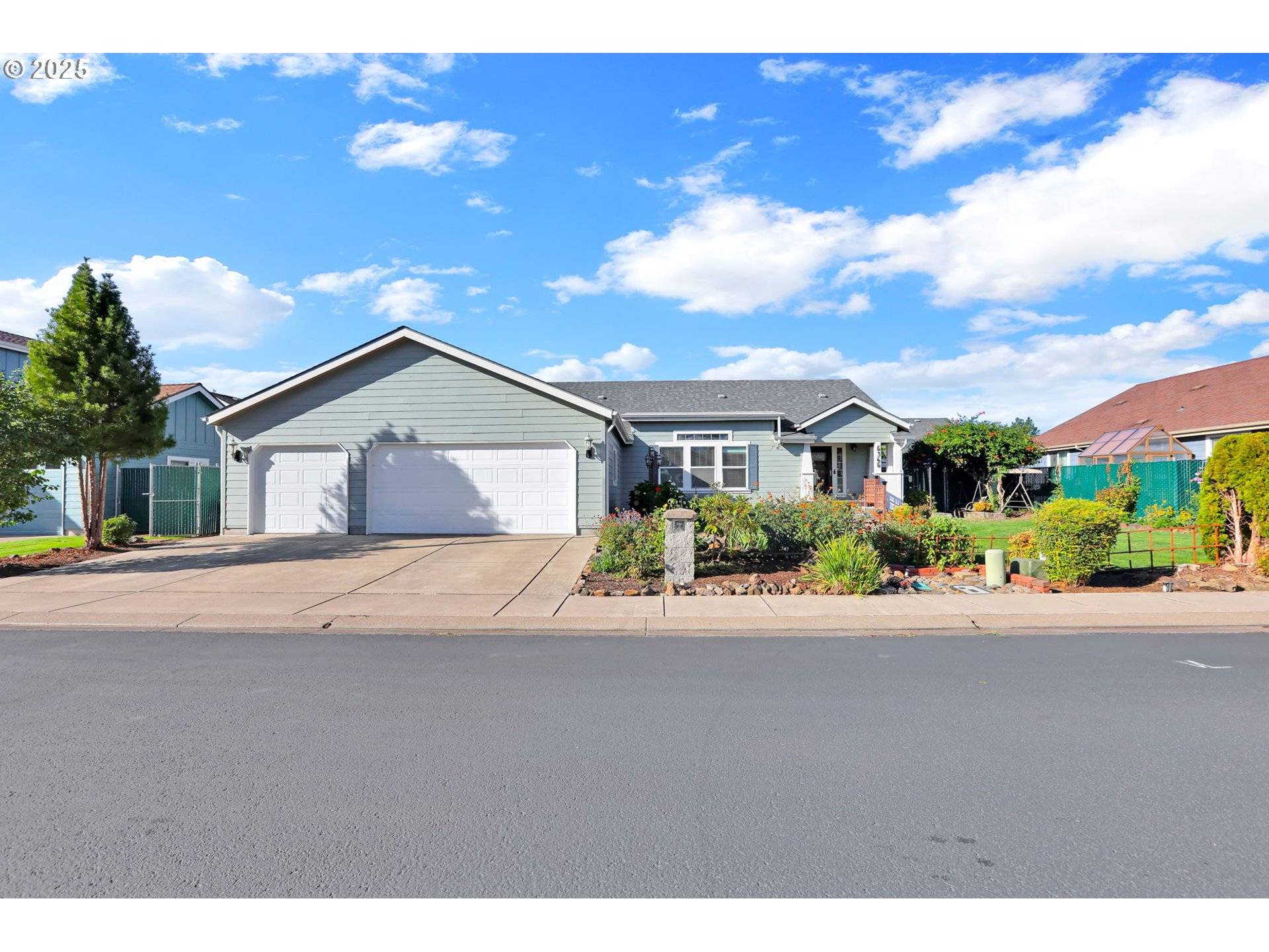 Eugene, OR 97402,5365 COBBLESTONE LN