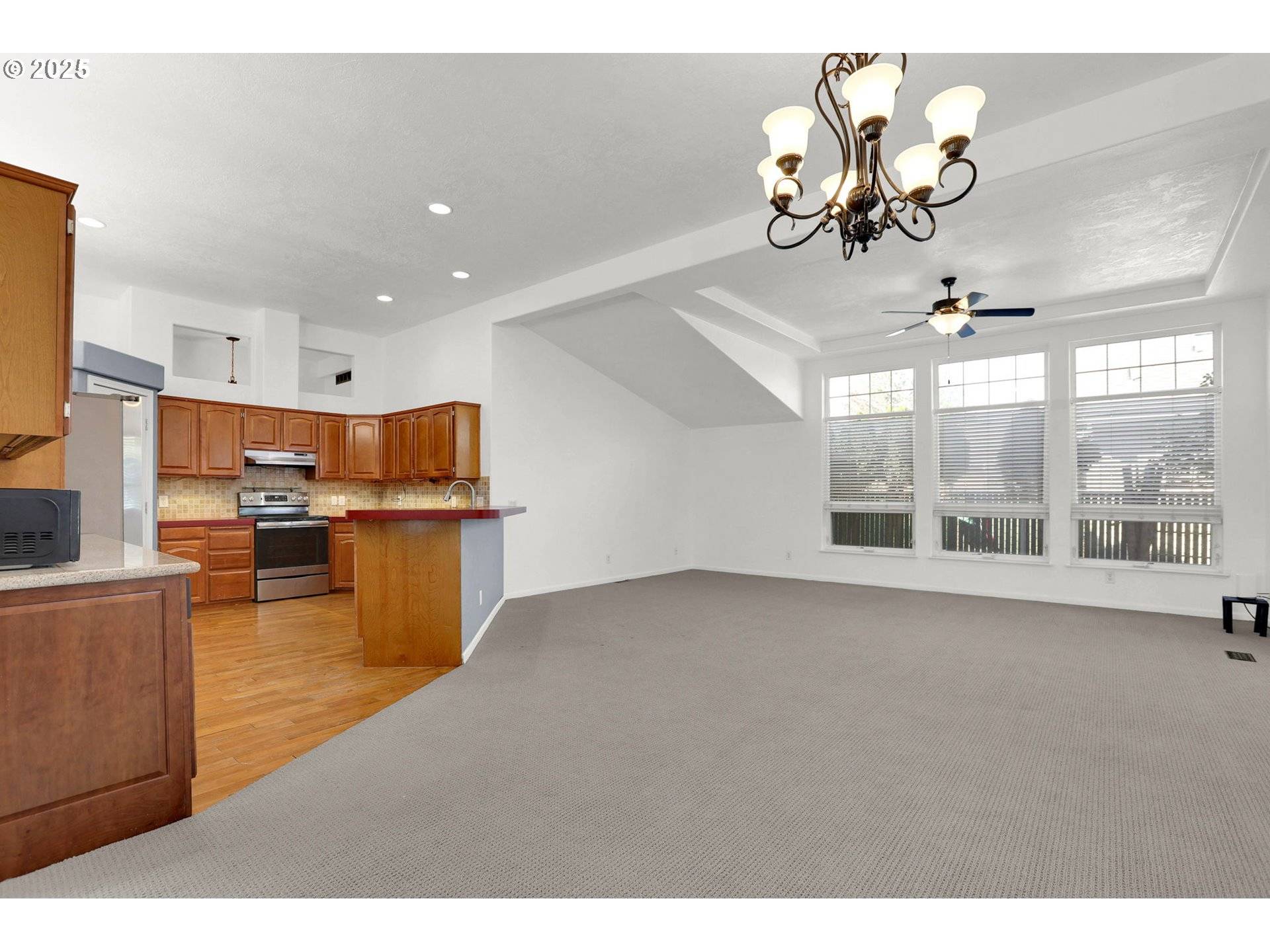 Eugene, OR 97402,5365 COBBLESTONE LN