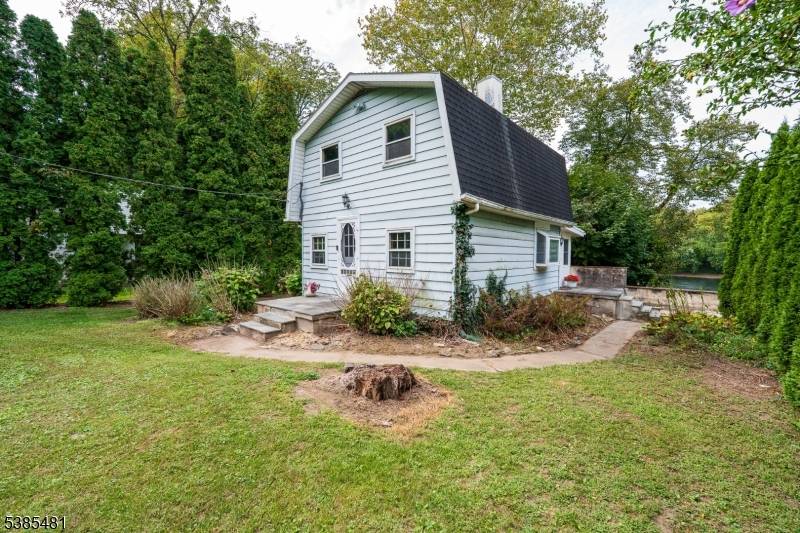 Harmony Twp., NJ 08865,22 Harmony Sta