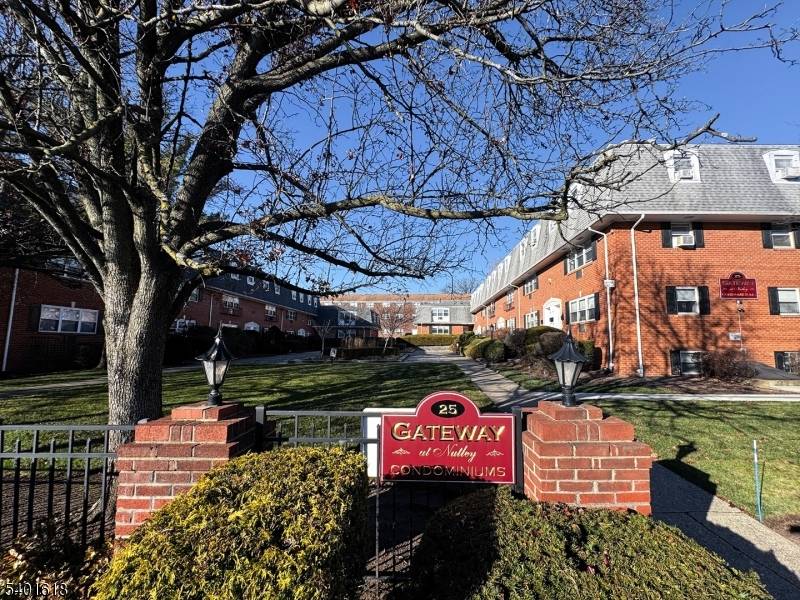 Nutley Twp., NJ 07110,25 River Rd #A-18