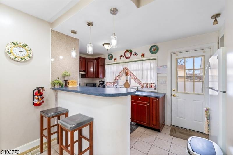 Middlesex Boro, NJ 08846,122 S Lincoln Ave