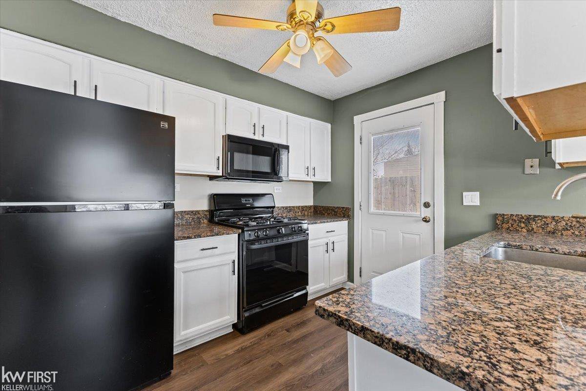 Waterford, MI 48328,3867 Faber TER