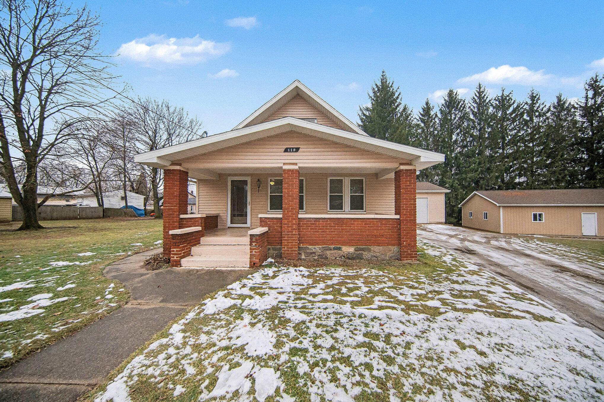 Jackson, MI 49201,118 N East ST