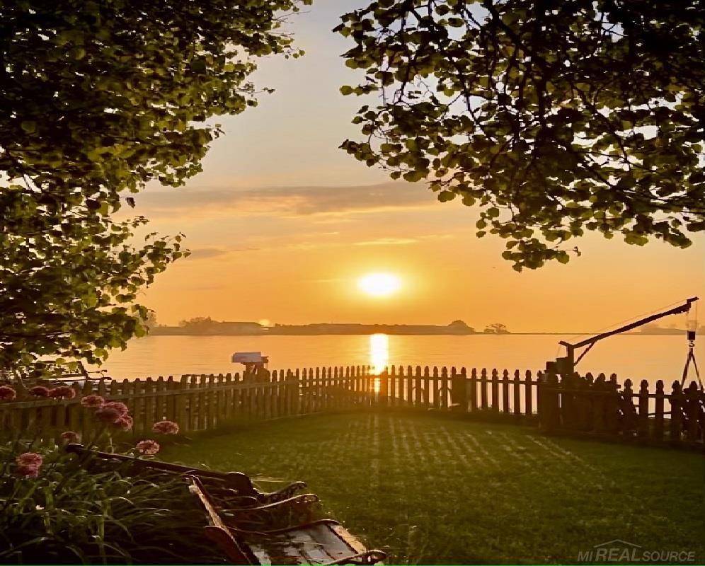 Harrison Twp, MI 48045,39470 E Lakeshore DR