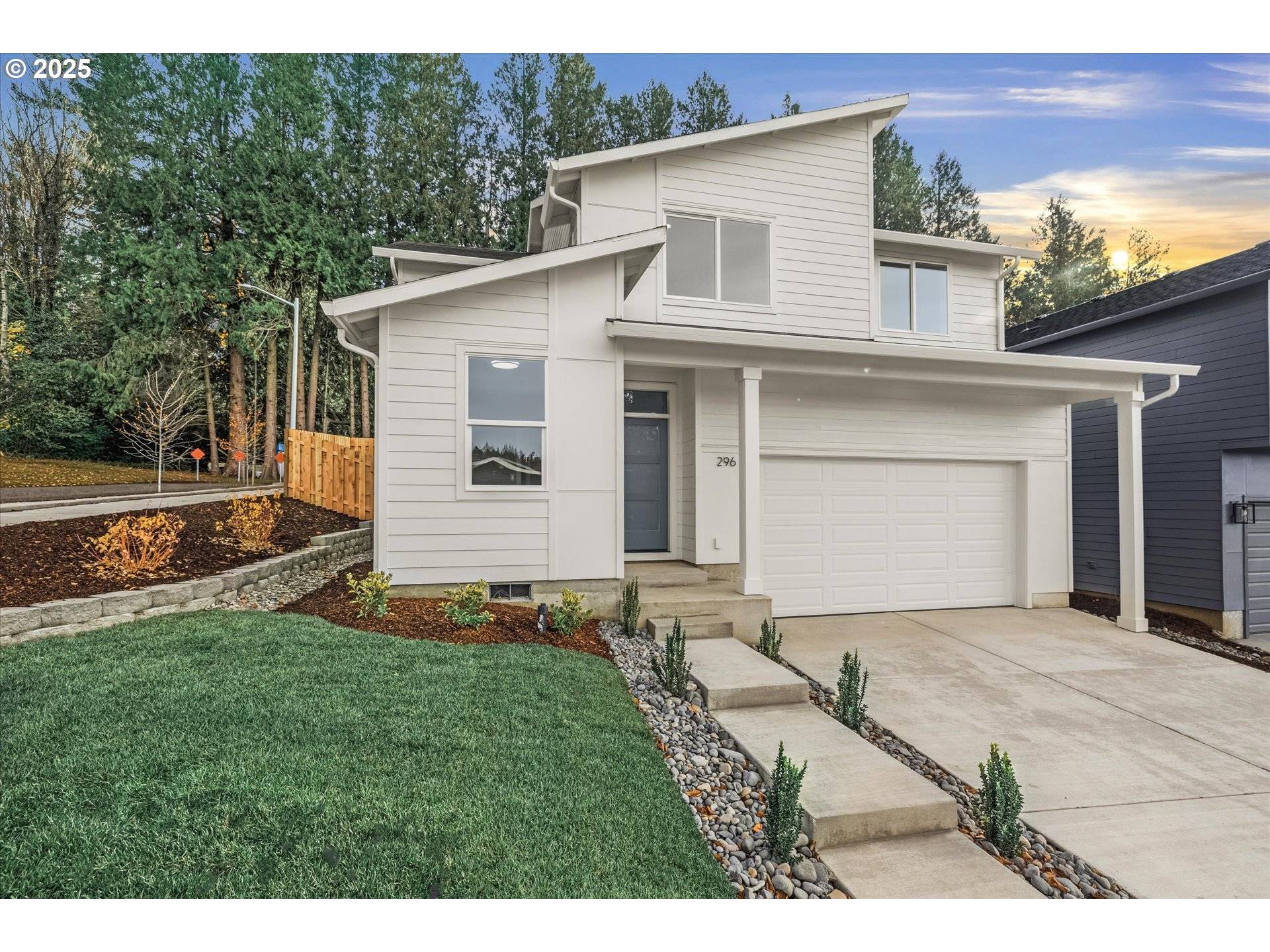 Gresham, OR 97030,296 NW Mawrcrest AVE