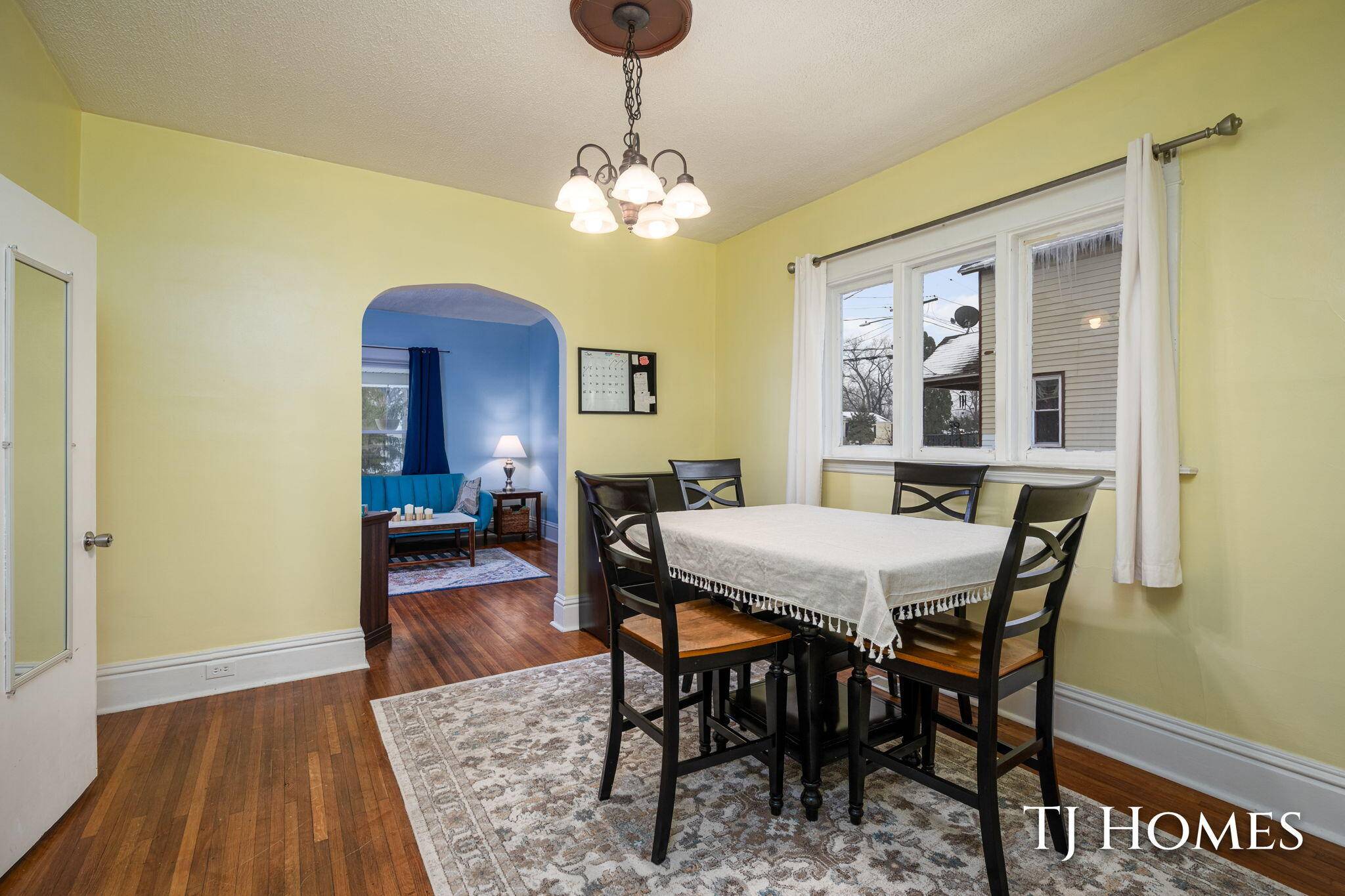 Grand Rapids, MI 49503,619 Lydia ST NE