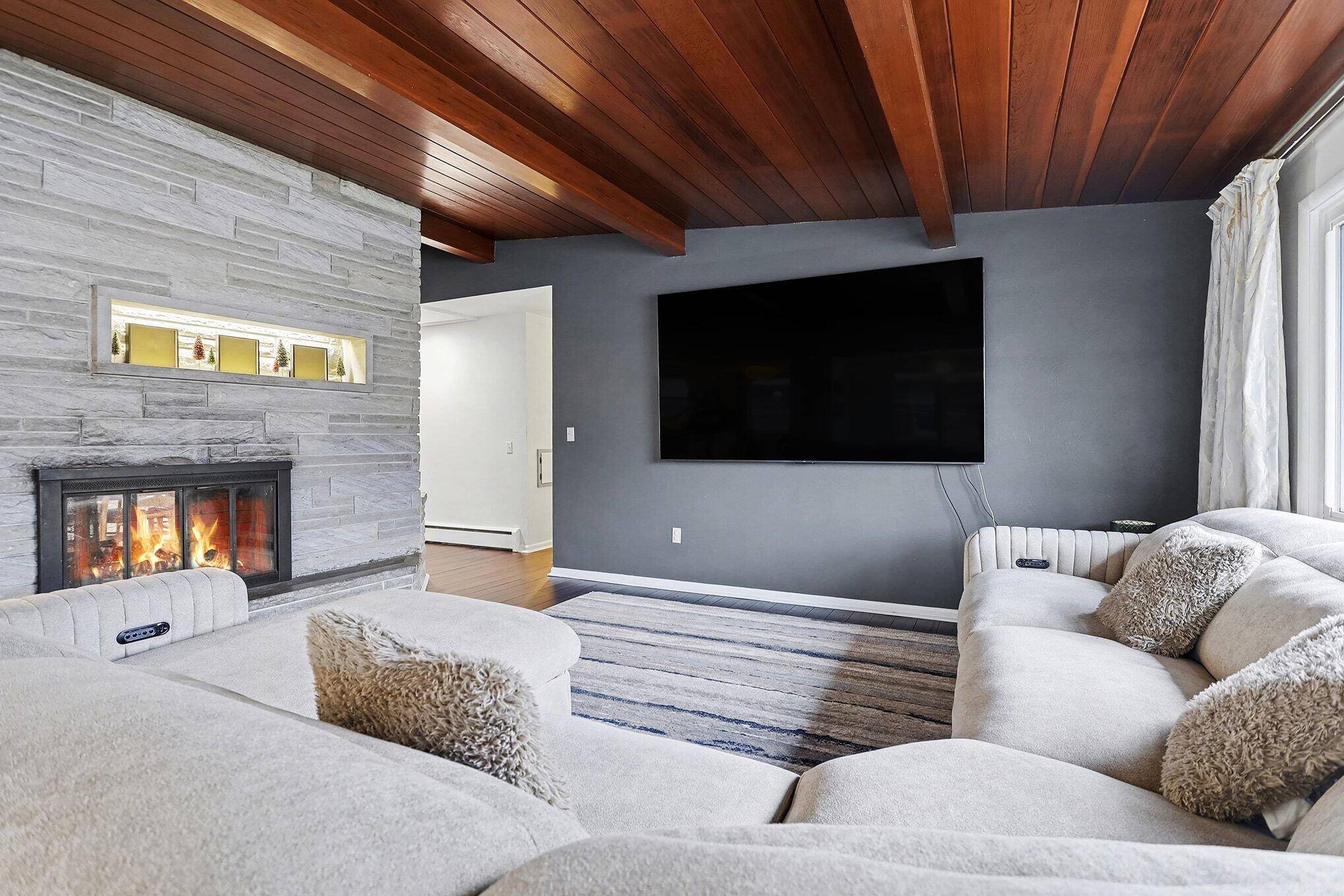 Portage, MI 49002,1706 Helen AVE