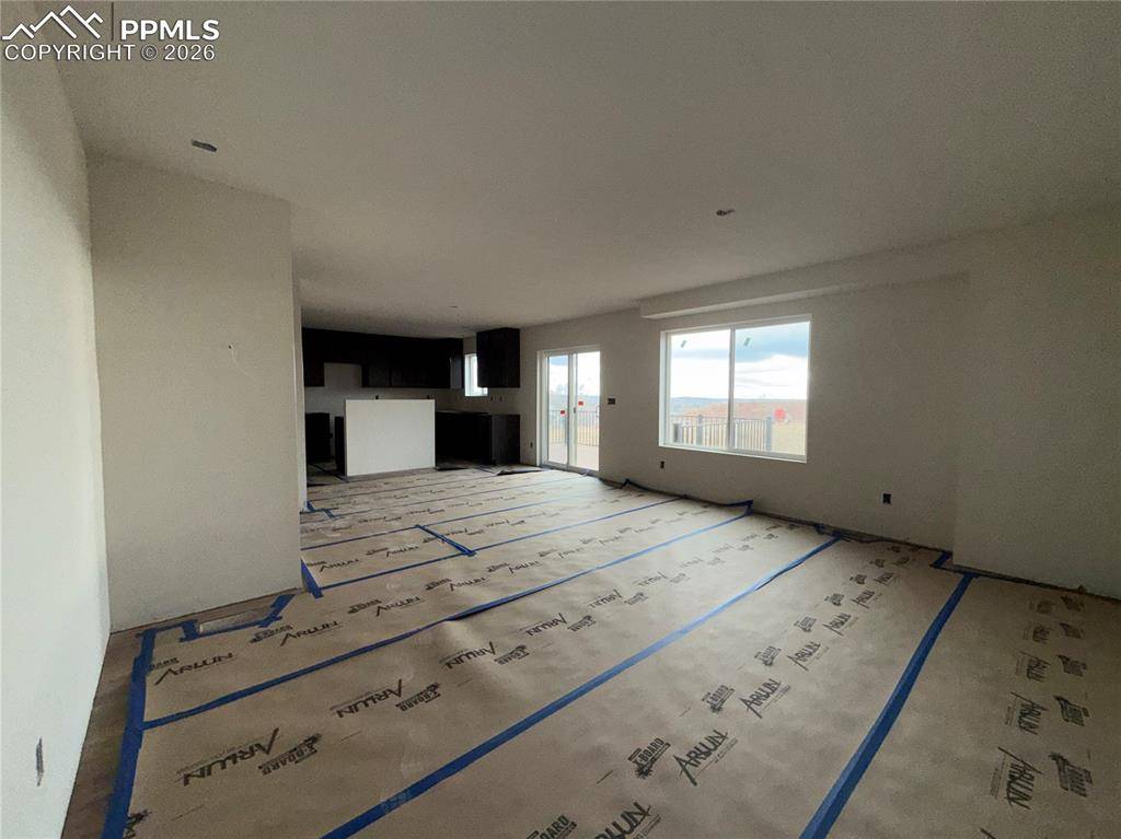 Colorado Springs, CO 80907,741 Little Bear GRV