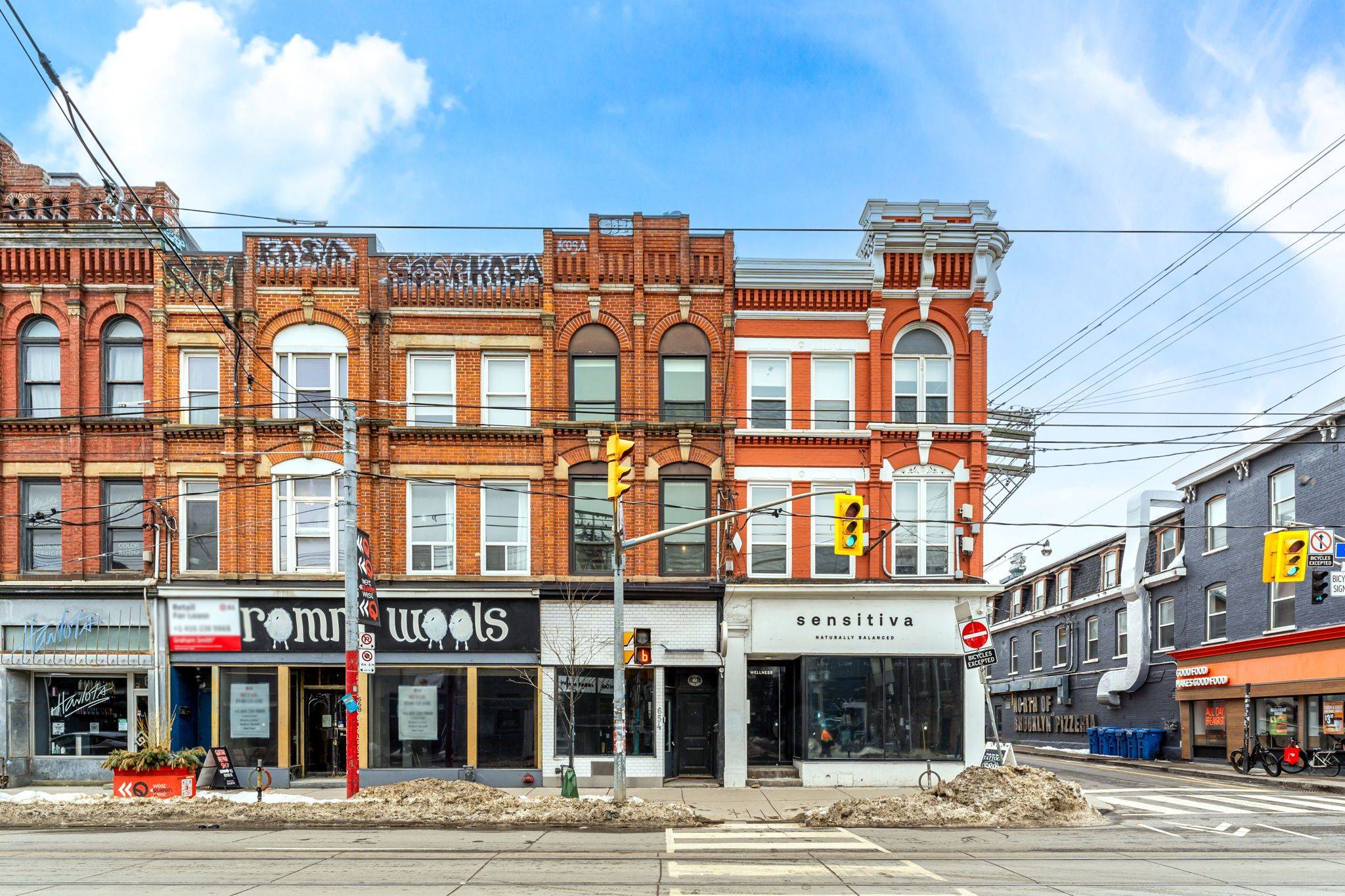 Toronto C01, ON M6J 1E5,654 Queen ST W #2nd & 3rd Floor