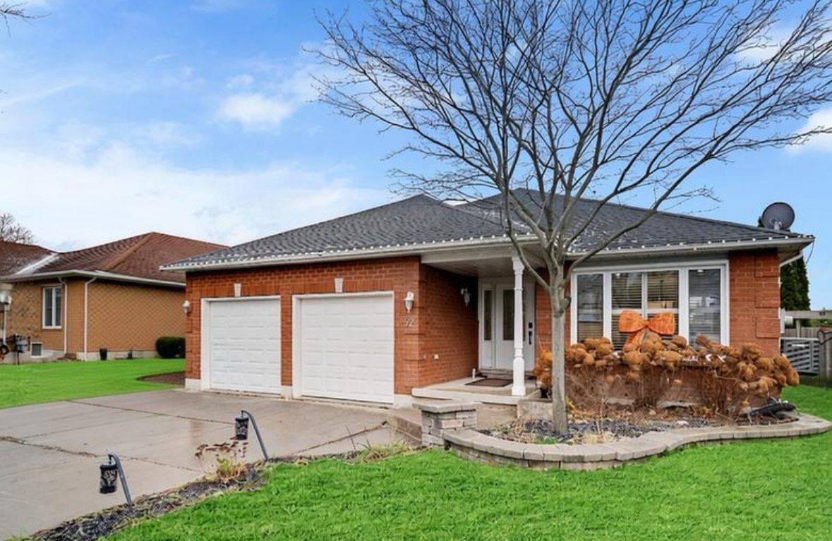 Clarington, ON L1B 1G4,52 Foster Creek DR