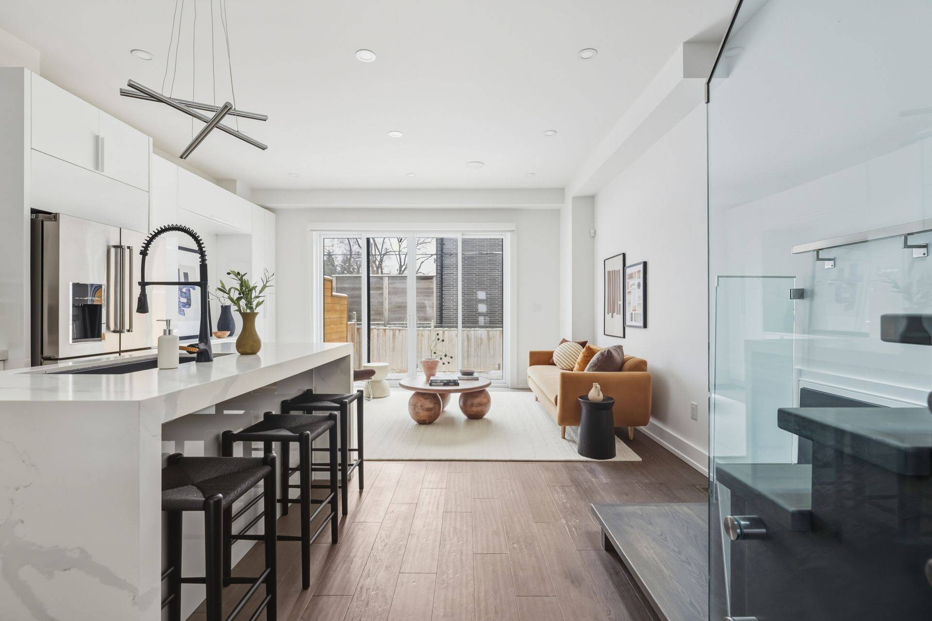 Toronto E03, ON M4J 2K1,99A Memorial Park AVE