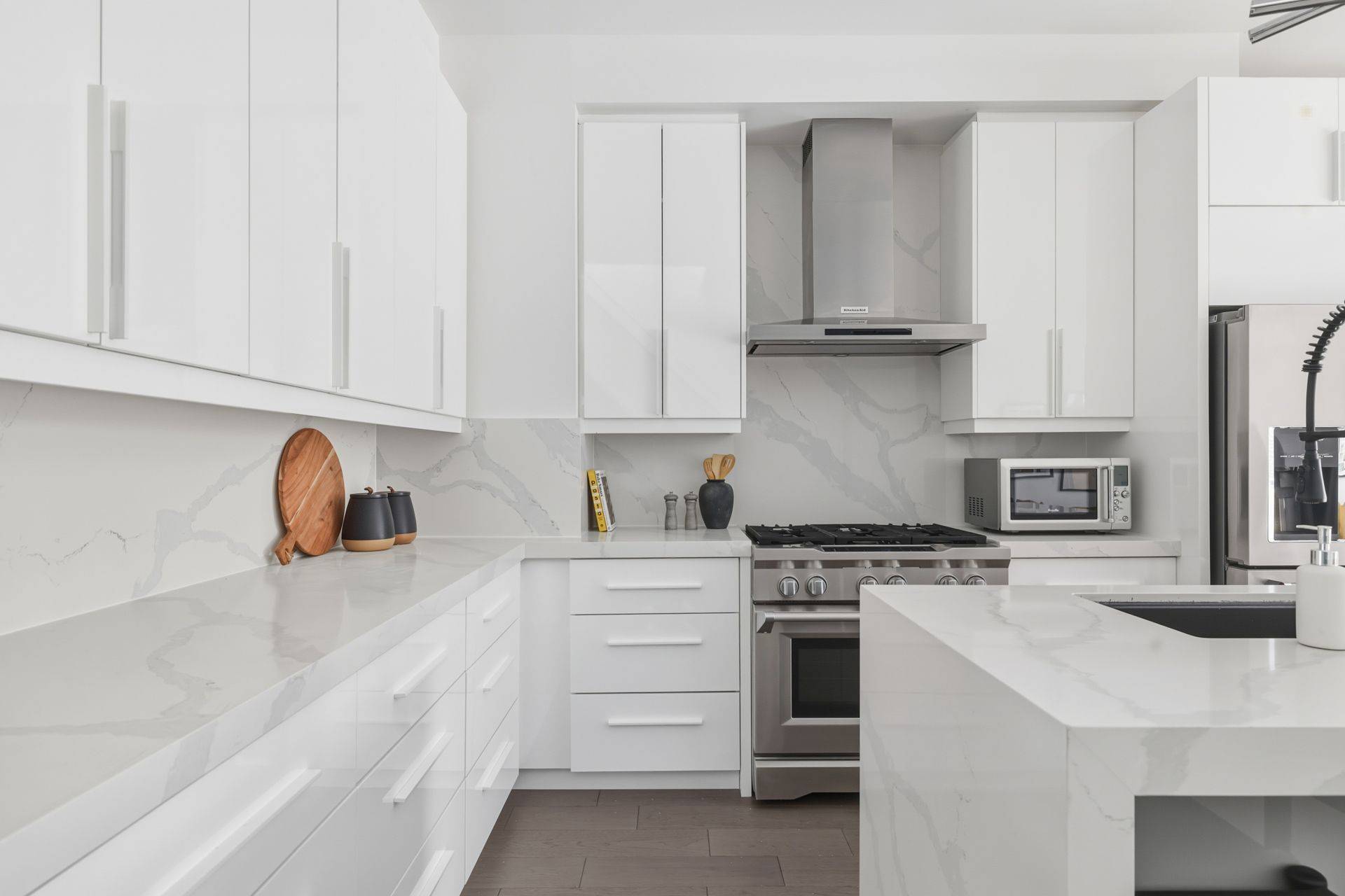 Toronto E03, ON M4J 2K1,99A Memorial Park AVE