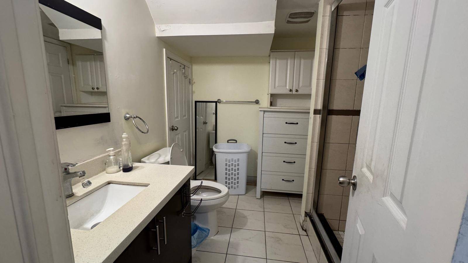 Toronto E07, ON M1V 1L8,15 Cleadon RD #Basement