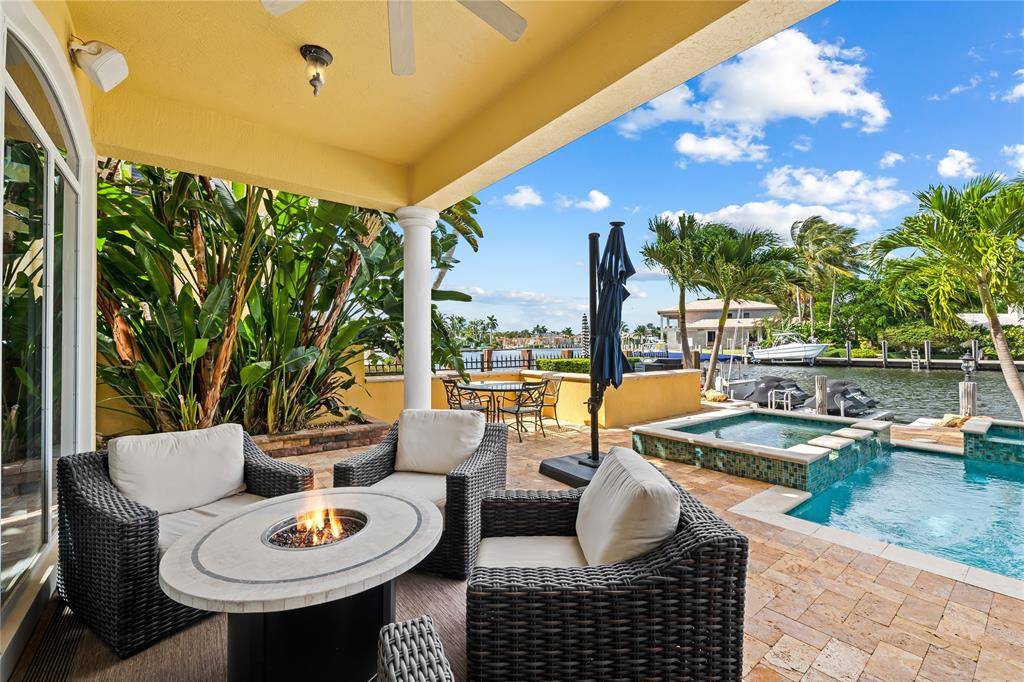 Lighthouse Point, FL 33064,2637 NE 28th Ct