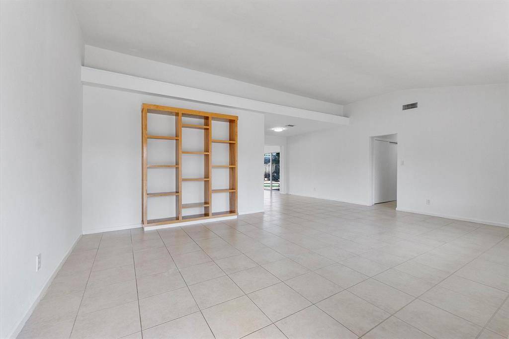 Deerfield Beach, FL 33441,1353 SE 7th Ct