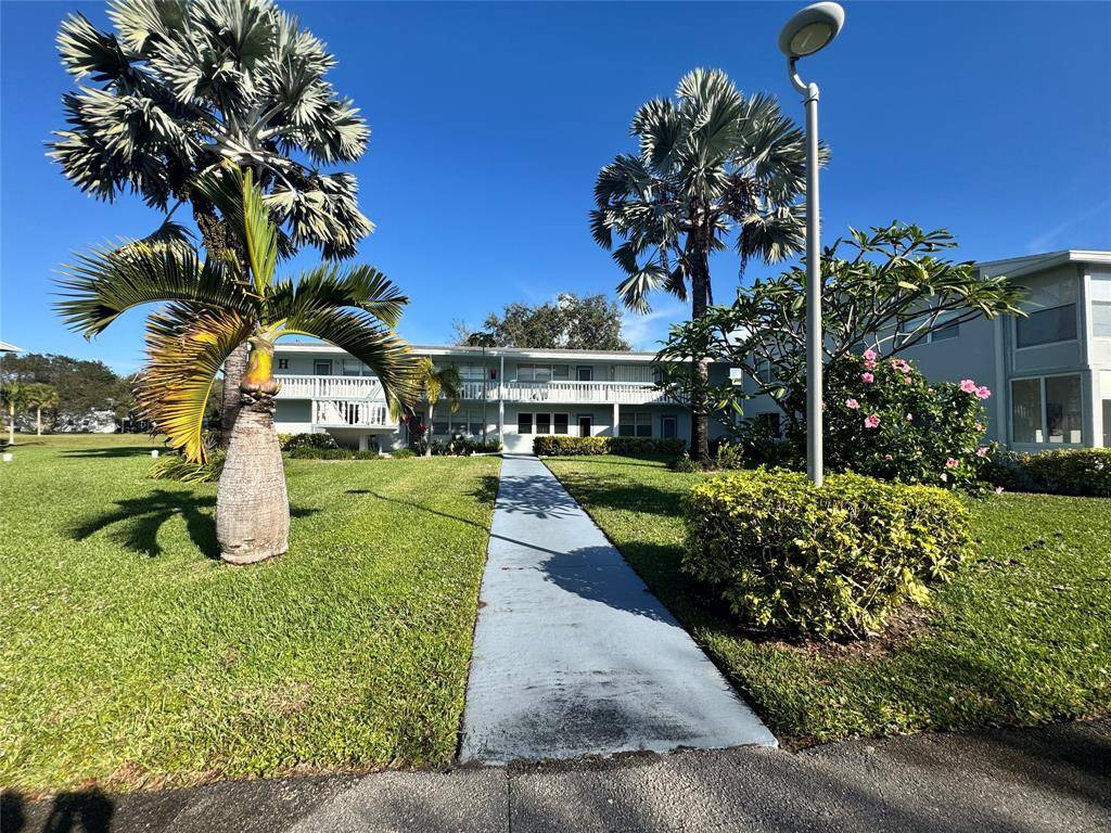 Deerfield Beach, FL 33442,154 Prescott H #154