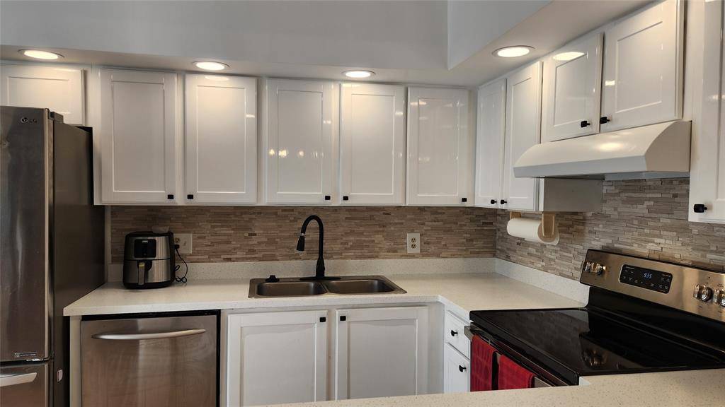 Vero Beach, FL 32960,570 N Tropic Ln. 4- C #4