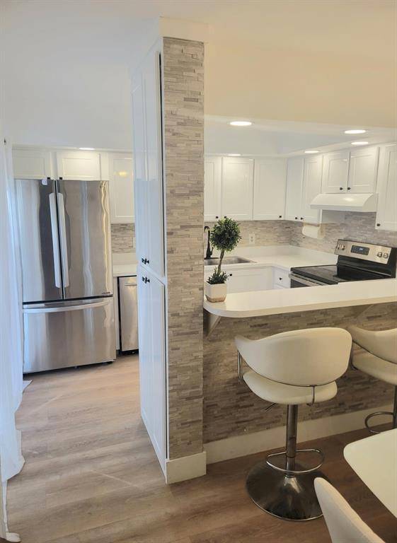 Vero Beach, FL 32960,570 N Tropic Ln. 4- C #4