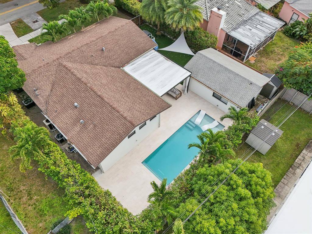 Miami, FL 33145,1660 SW 32nd Ct