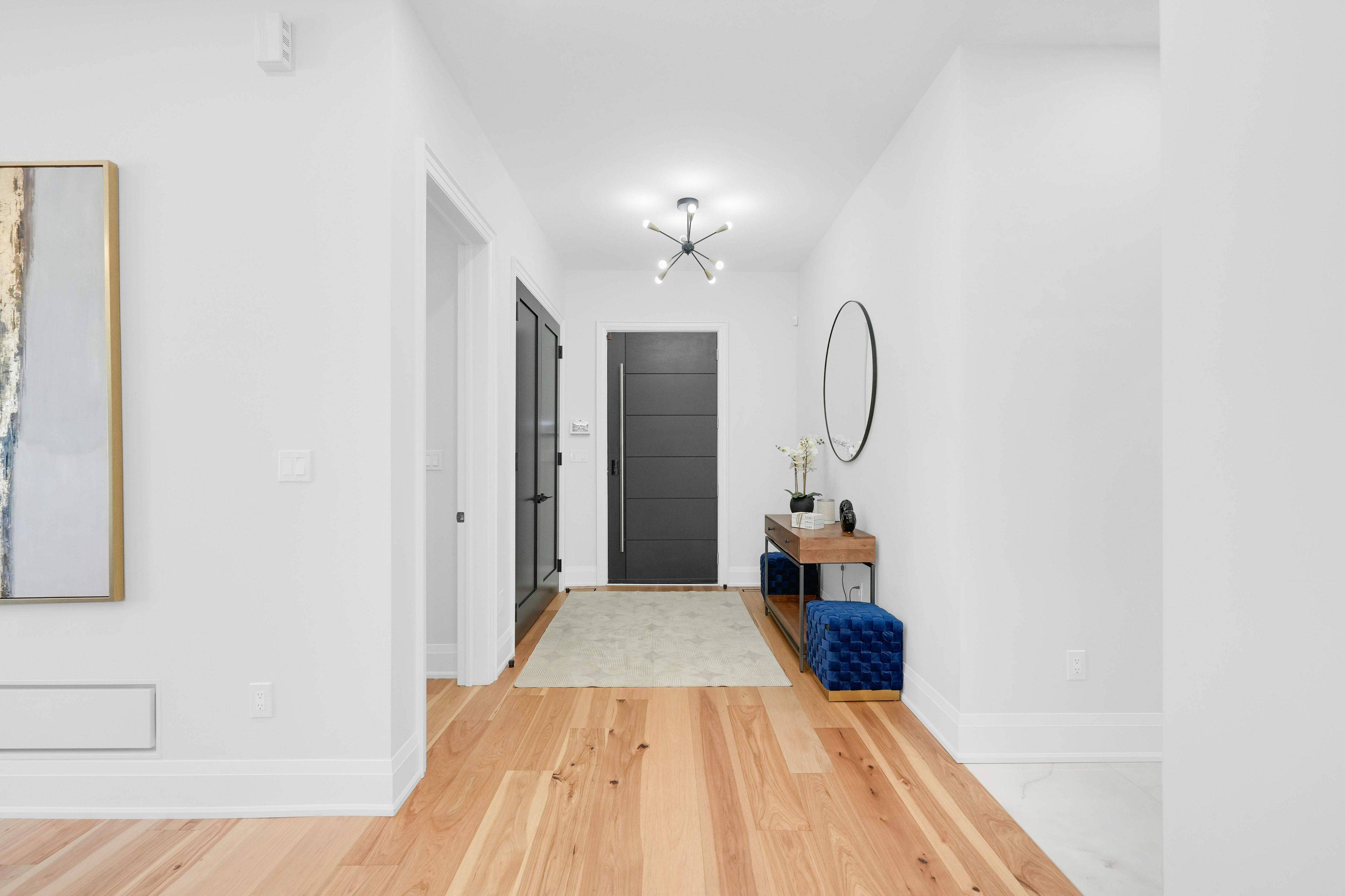 East Gwillimbury, ON L0G 1M0,42 Alice ST