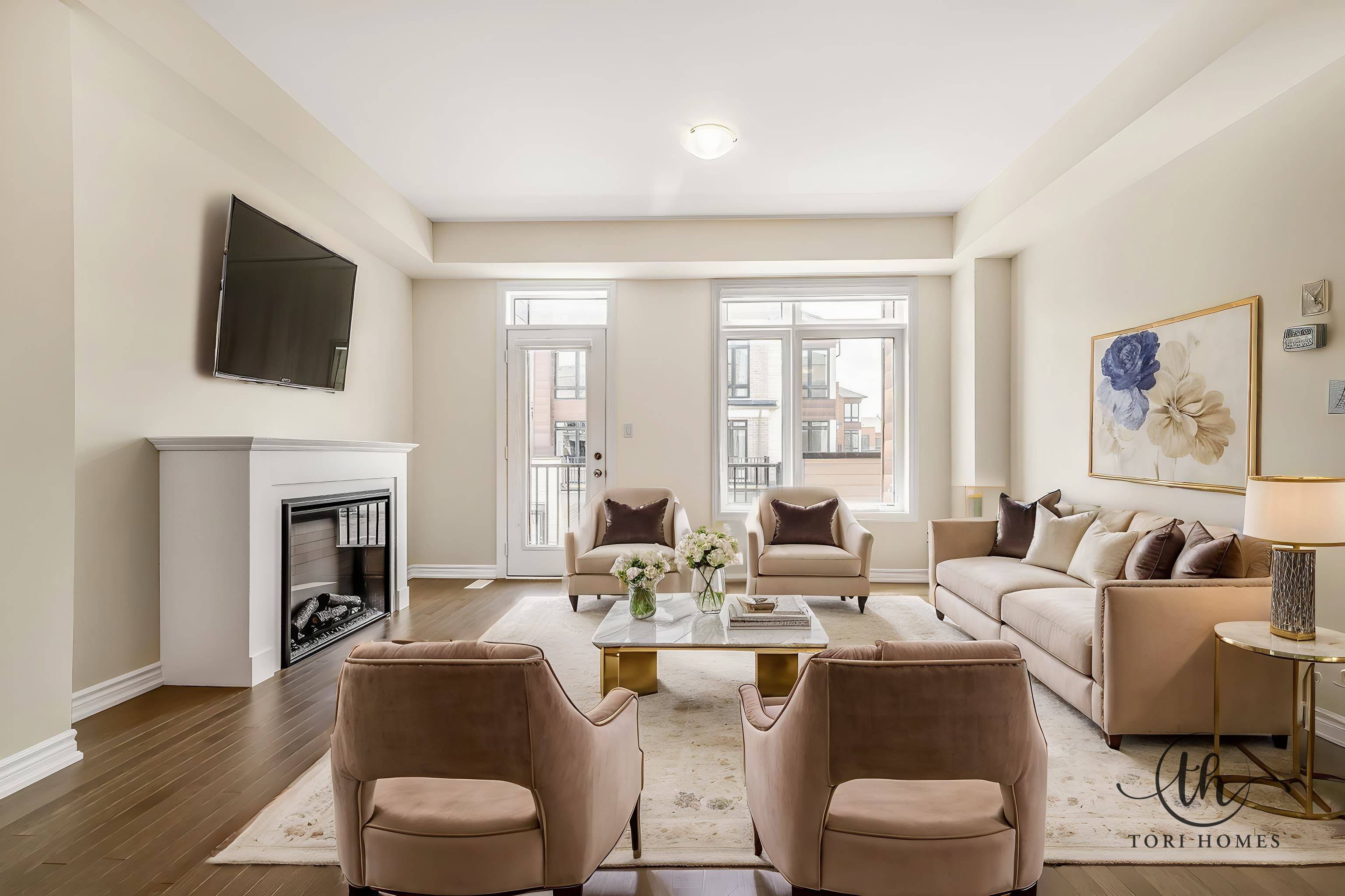 Aurora, ON L4G 4A9,19 Gunton ST