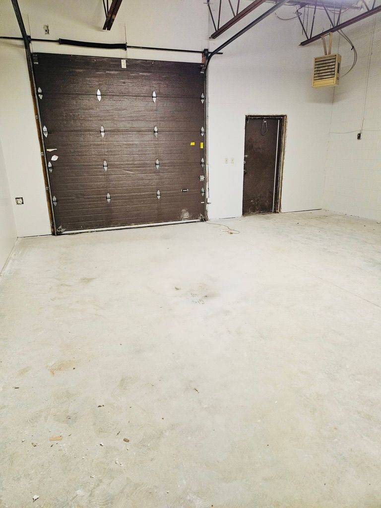 Orillia, ON L3V 6H1,9 Ontario ST #1