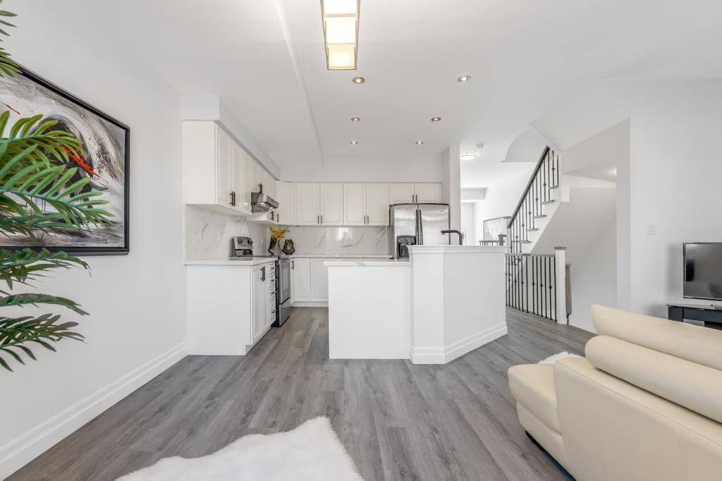 Toronto W08, ON M9C 5S6,26 Ramage LN